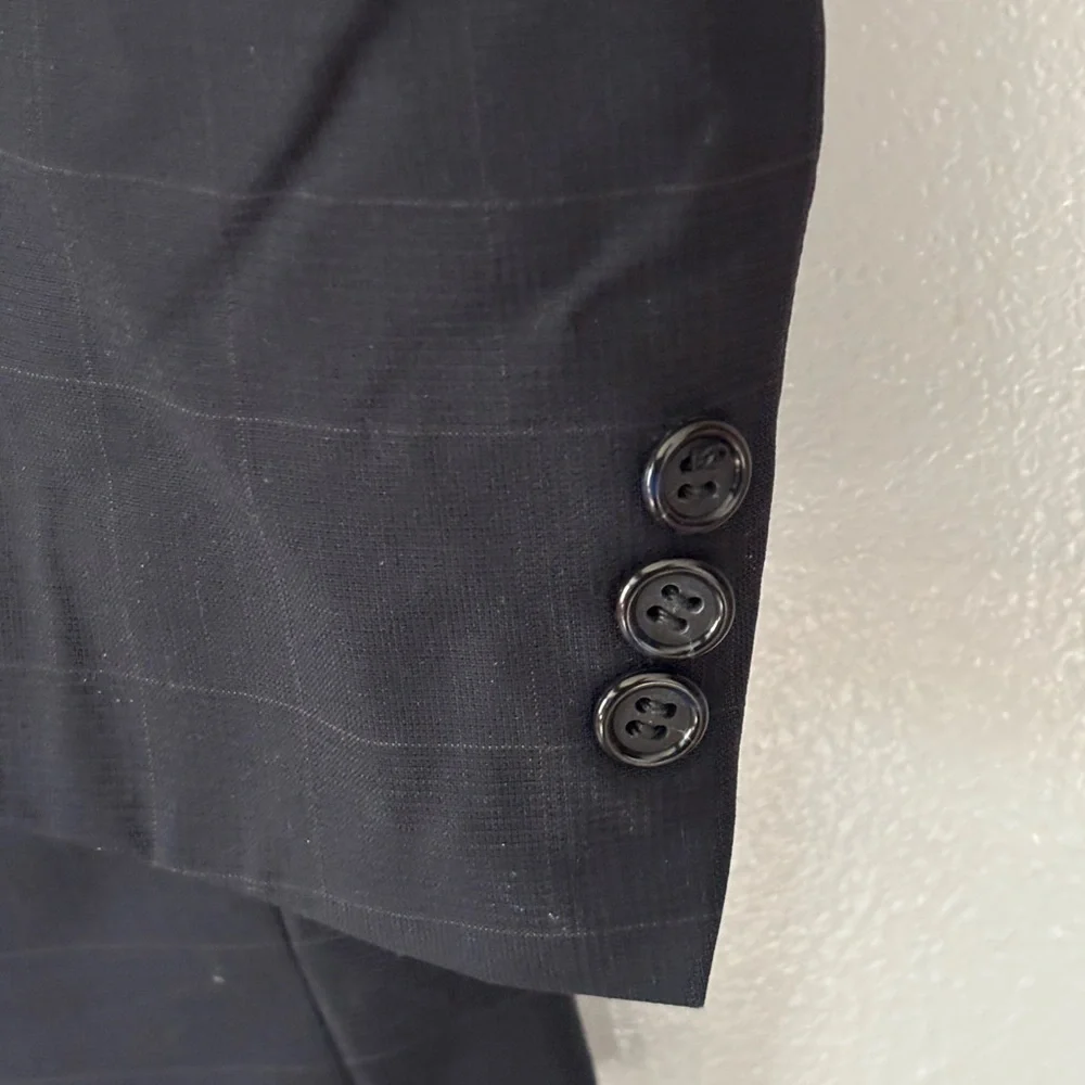 Dior navy sleeve